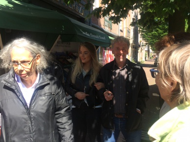 Sfeerimpressie van Ontmoetingsgroepen voor mensen met dementie bij Mantelzorg en Dementie