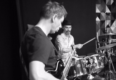 Sfeerimpressie van Studiotechniek Cursus bij Muziekcentrum Eiwerk bij  Sociaal Muziekcentrum Eiwerk