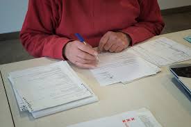 Sfeerimpressie van Thuisadministratie voor senioren (Paperclip) bij  Buurtteam Amsterdam Zuid