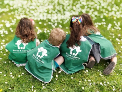 Sfeerimpressie van Vrijwilligers voor de overblijf � basisschool Dr. Rijk Kramerschool in Amsterdam bij  Brood & Spelen